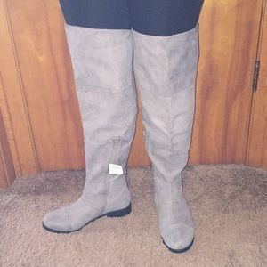 BRAND NEW gray knee high boots